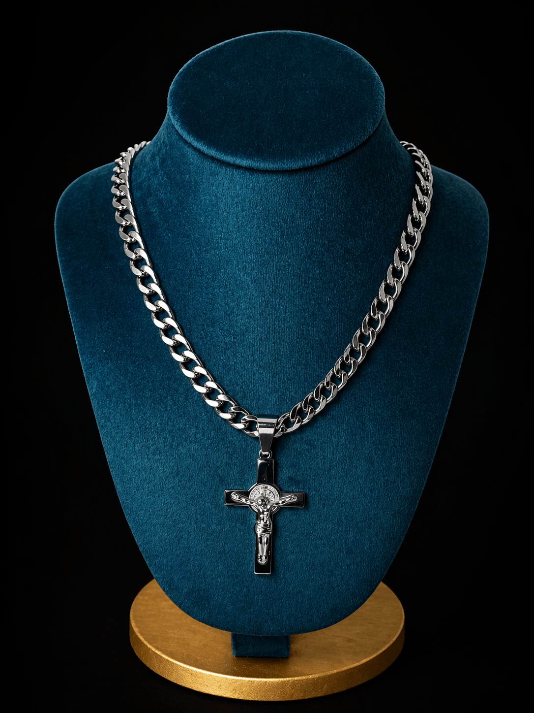 Collar con Dije de Cruz Legado - BRØNNCollar con Dije de Cruz LegadoBrønnBRØNNCollar con Dije de Cruz Legado